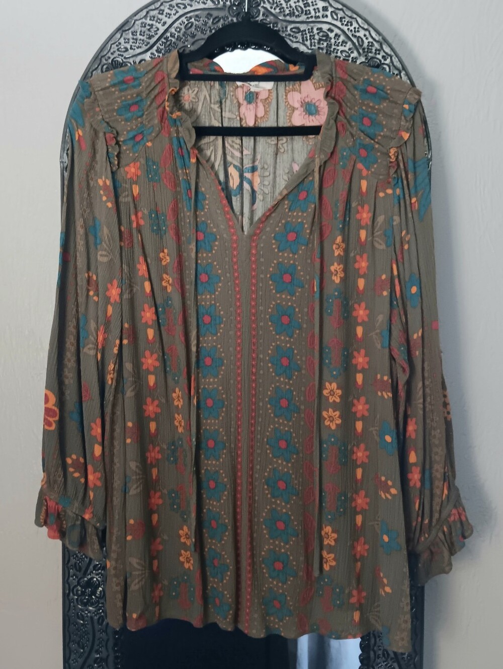 ✨️Easel Olive Floral Peasant Tunic with Teal & Coral Accents! Sz:1X